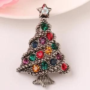 Delicate Green Colored Enamel Elements Christmas Lovely Brooch Christmas Gift Full Crystal Jjewelry Tree Style Chamrs Hot Sale