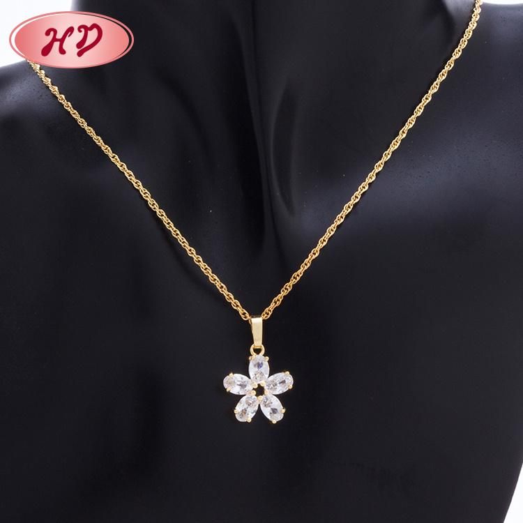 Hot Sale Flower Shaped Fashion 18K Gold Plated Jewelry Set