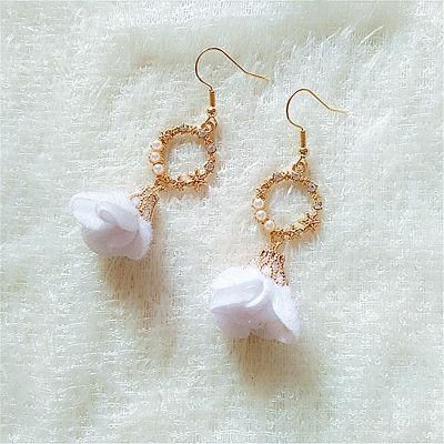Factory Direct Sale Fancy Flower Pearl Petals Tassel Drop Earrings
