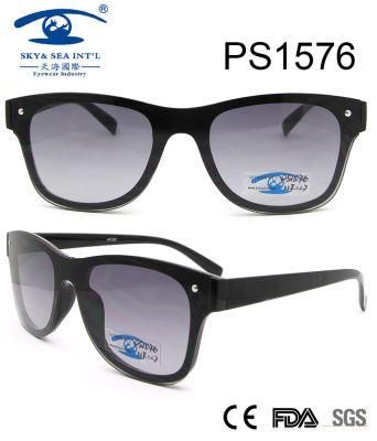 Classical Style Black Frame Plastic Sunglasses (PS1576)