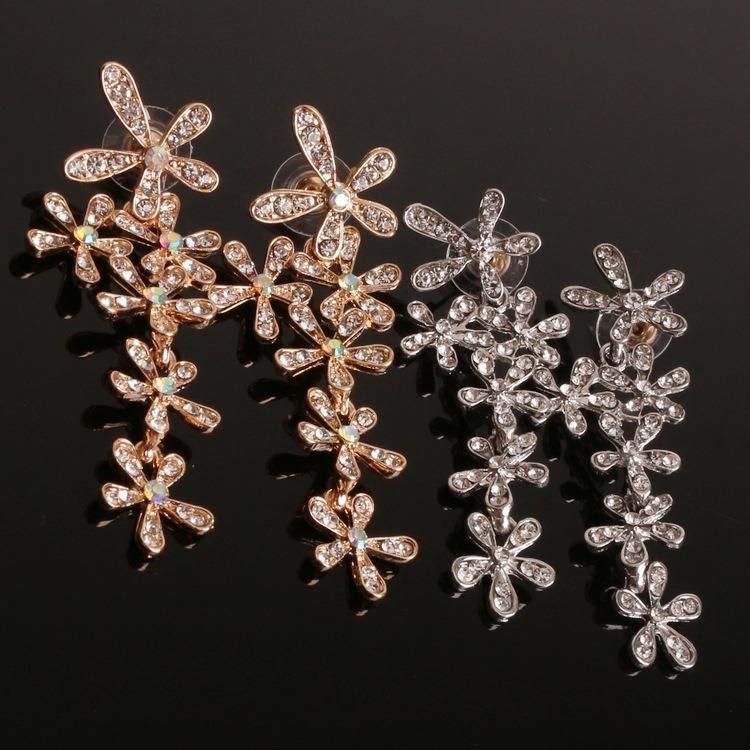 Fashion Jewelry Five-Petal Flower Stud Earrings with Diamonds