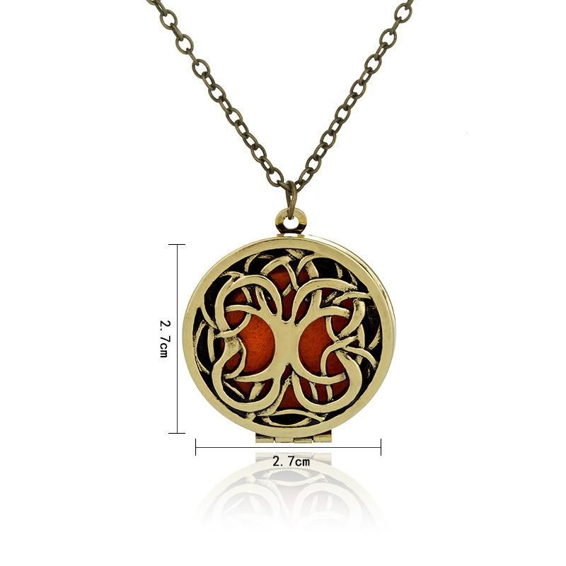 Customized Disc Noctilucent Light Opening Aromatherapy Dissuser Pendant Necklace
