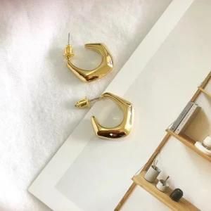 Factory Direct Supply Metal Geometric Earrings Female Diamonds Personality Simple and Delicate Earrings Gold-Plated Anti-Allergic Jewelry