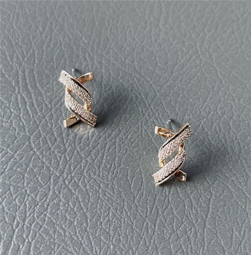 New Arrival Delicate Candy Shape Brass Alloy Cubic Zirconia Stud Earrings for Fashion Women Accessories Bijoux