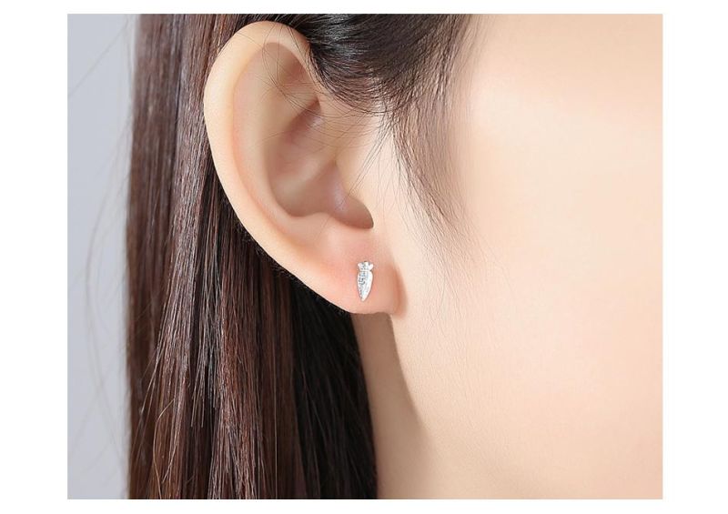Fashion Jewelry Rabbit and Carrot Silver Earring Stud