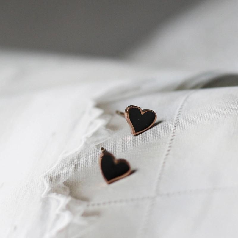 Titanium Jewelry Rose Gold Mini Black Heart Enamel Stud Earrings Jewelry