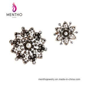 Hot Sale Fashion Jewelry Simple Flower Shape Pearl Brooch