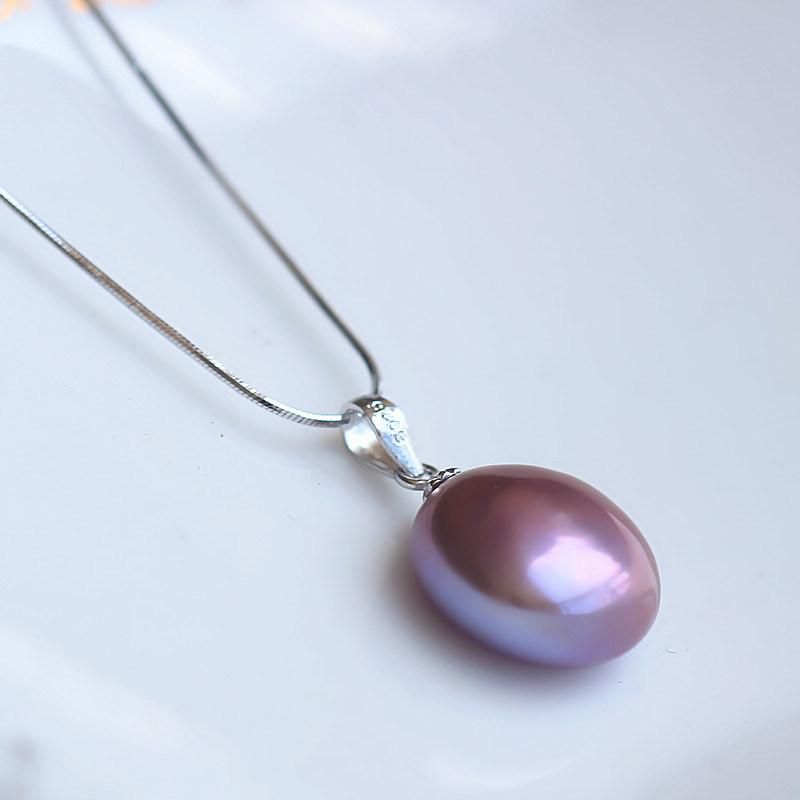 Coin Shape Natural Cultured Freshwater Pearl Pendant with Chain (XL120018)