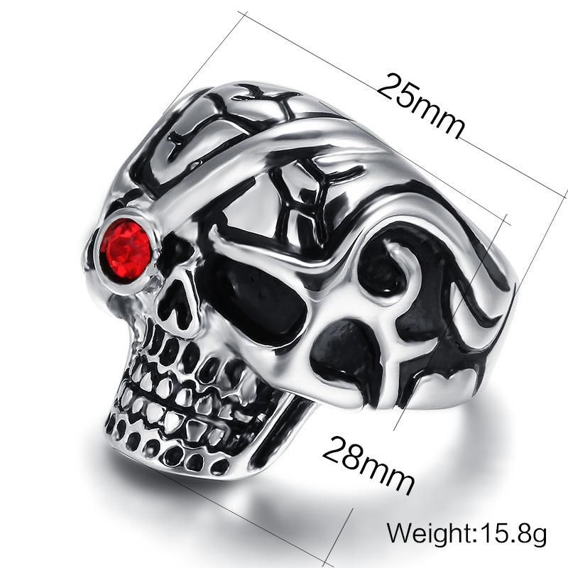 Fashion Cool Men′s Skull Ring with Red Stone Eyes