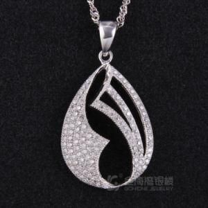 Halo Designed 925 Sterling Silver Pendant
