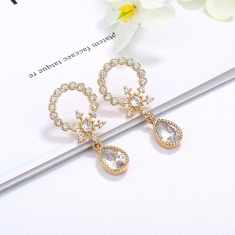 Fashion Jewelry Simple Design Daily Wear Diamond Stud Earrings Women with Cubic Zirconia