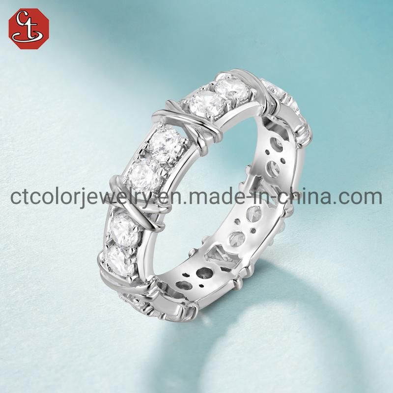 OEM/ODM 925 Silver Pave Setting White CZ Fashion Ring Design Jeweley