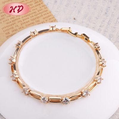 Simple Design Fashion Jewellery Charms Bracelet for Female