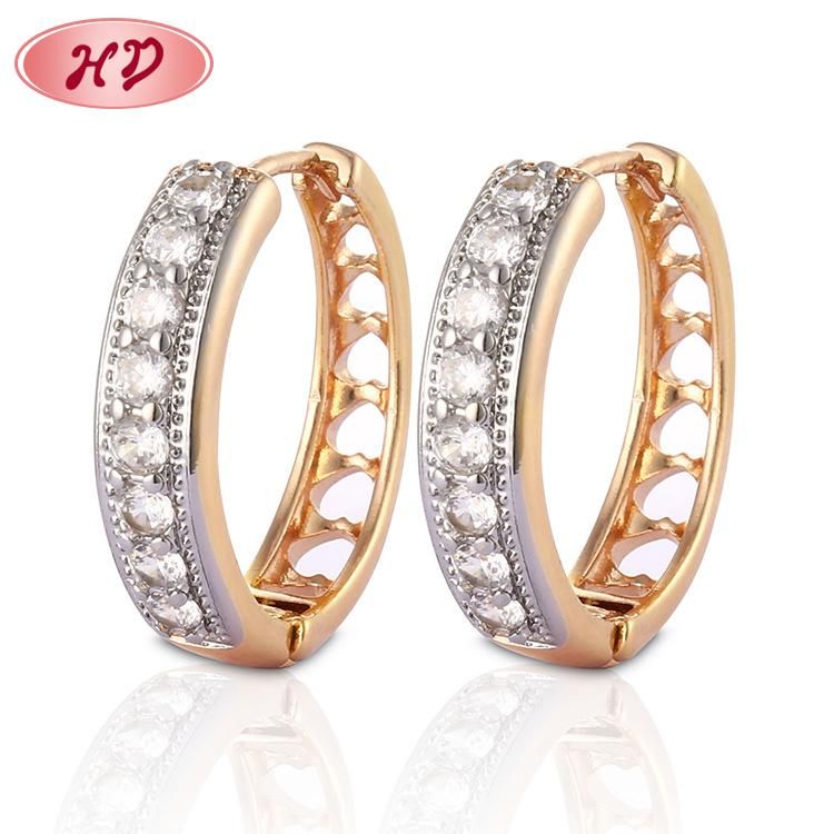 Fashion 14K 18K Gold Plated Costume Imitation Jewelry with CZ Pearl Huggie Hoop Earring for Women