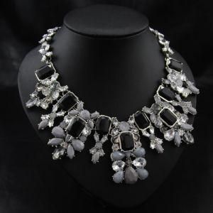Popular Retro Short Alloy Jewelry Necklace with Simulation Drill