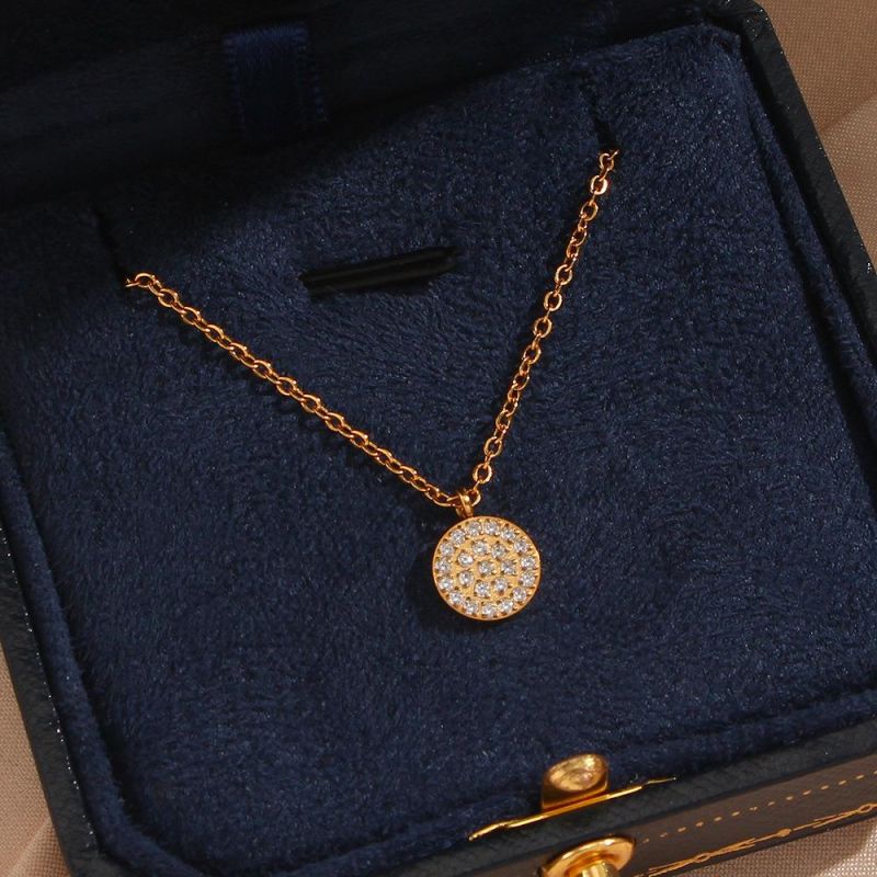 Manufacturer Customized Fashion Jewelry Ins Fashion Simple Temperament Versatile Necklace Jewelry Stainless Steel Zircon Pendant Necklace