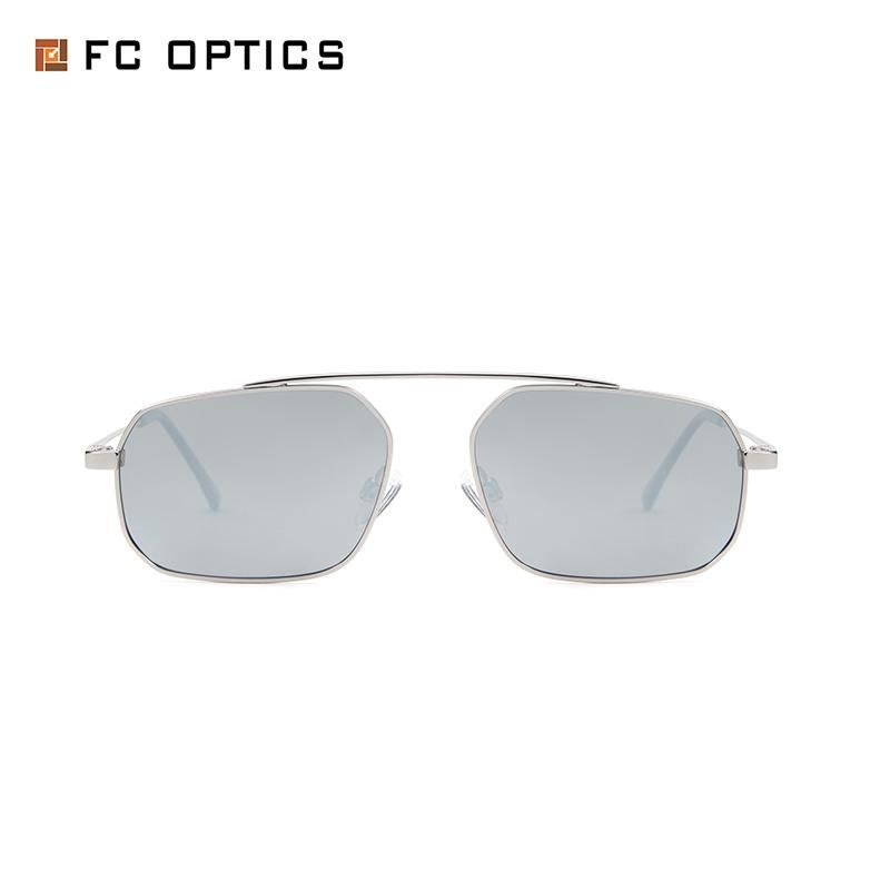 Italien Monture De Lunettes Modele Women Shades Luxury 2020 Polarizadas UV400 Oversized Chain Private Label Gafas De Sol Soleil Polarise Personnalisees Hombre