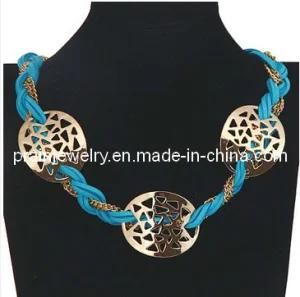 Blue Leather Chain Summer Fashion Jewelry, Zinc Alloy Material Plated with Gold Necklace (PN-077)