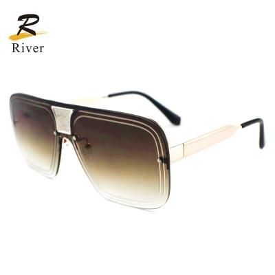 Top Flat Oversize Metal Frame Women Wholesale Sunglasses