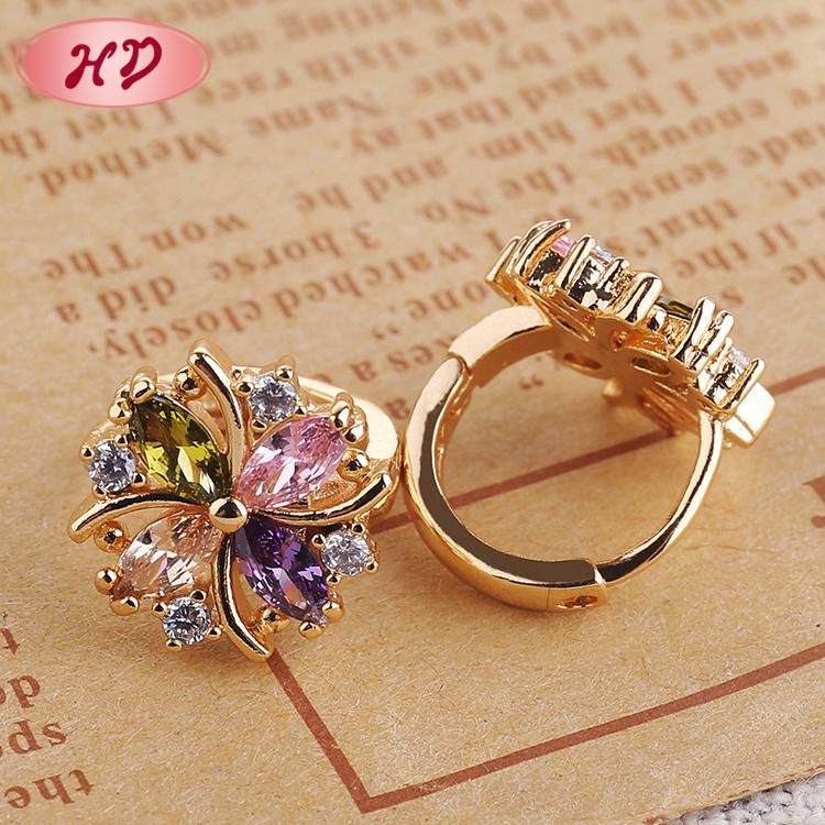 2020 Fashion HD 18K Gold Earrings Samples for Girls