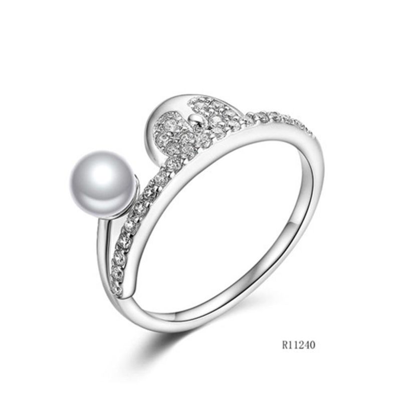 Elegant Animal Silver with Pearl Ring