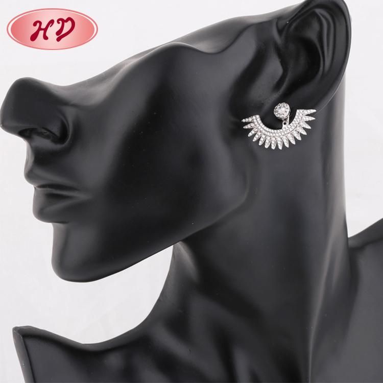 Fashion Design Silver Jewelry Diamond Stud Earrings