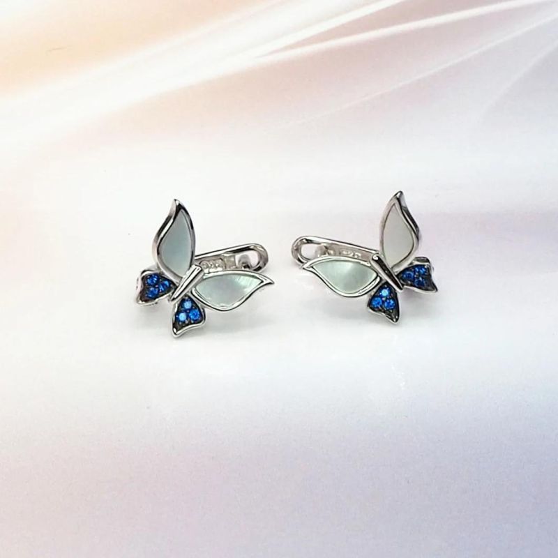 New Design 925 Sterling Silver Classic Pearl Butterfly Earrings with Sapphire Stones