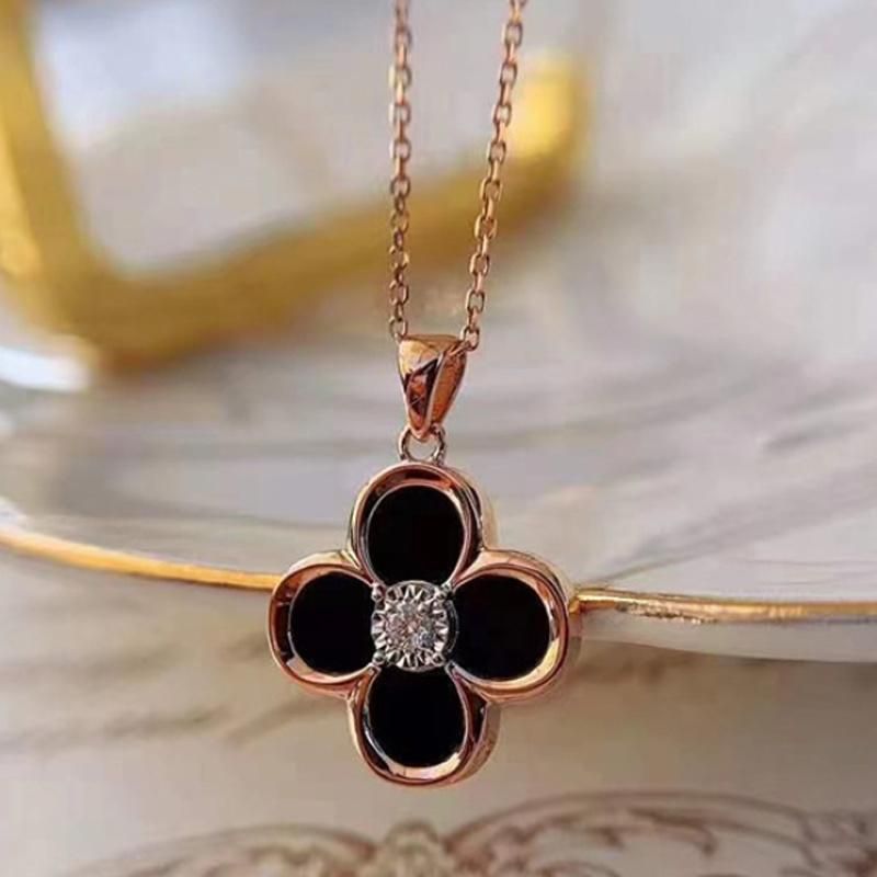 Hot Selling Four Leaves Clover with Natural Diamond Silver Necklace Jewelry