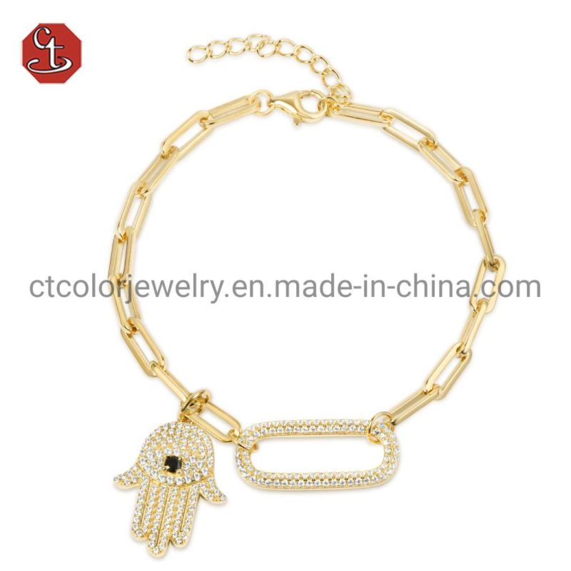 wholesale costume jewelry hiphop man hanging moveable hand accessory 14k Gold plating fashion Jewelry Bracelet