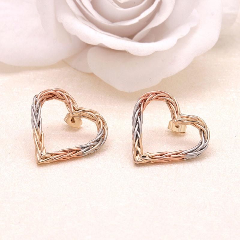 Fashion Women′s Simple Temperament Heart Three-Color Stud Earring