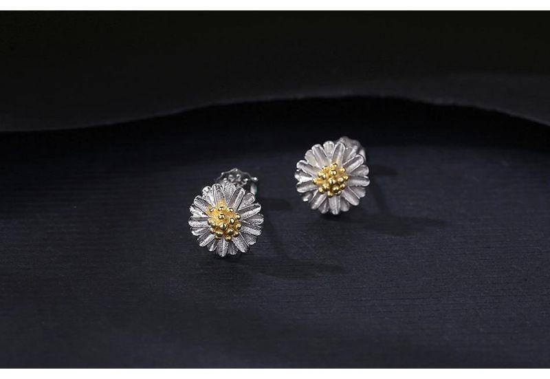 Hot Sales 925 Silver Tiny Daisy Earrings Jewelry for Women