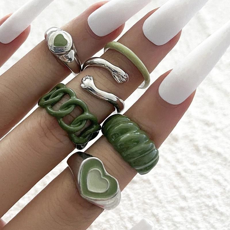 Ins Hot Sell Fashion Jewelry Chunky Dome Heart Shape Smooth Link Shape Stacking Statement Rings for Fashion Women Green and Rhodium Color Band Ring