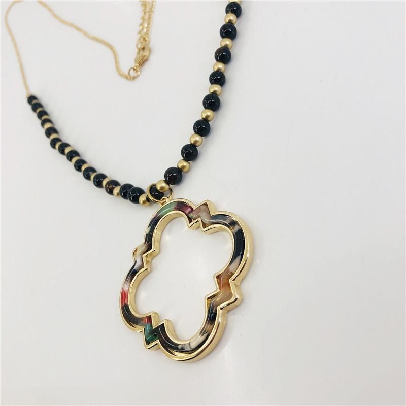 Fashion Accessories Ethnic Gold Plated Long Beads Necklace with Resin Rhombus Pendant