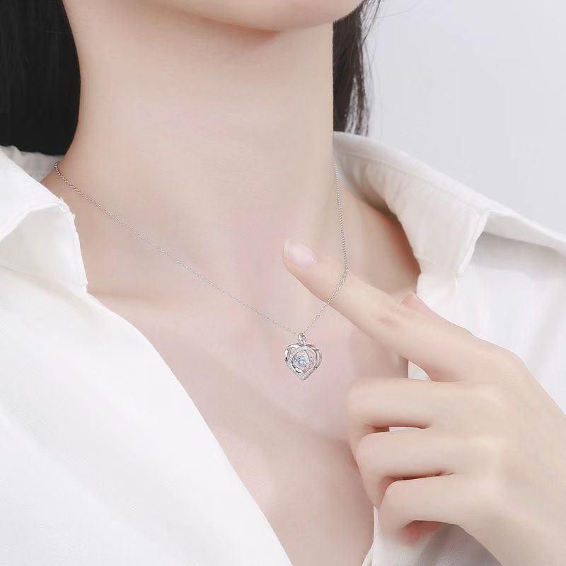 Fashion Niche Luxury Drop Pendant Clavicle Female Necklace