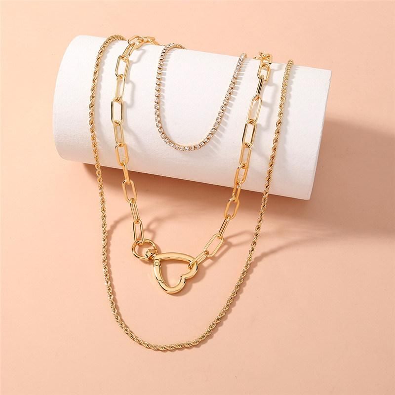 2022 Hot Sell 18K Gold Plated Crystal Cupchain Choker Necklace Chunky Heart Link Chain Neck Rope Chain 3 Layered Multiple Metal Simple Fashion Necklace
