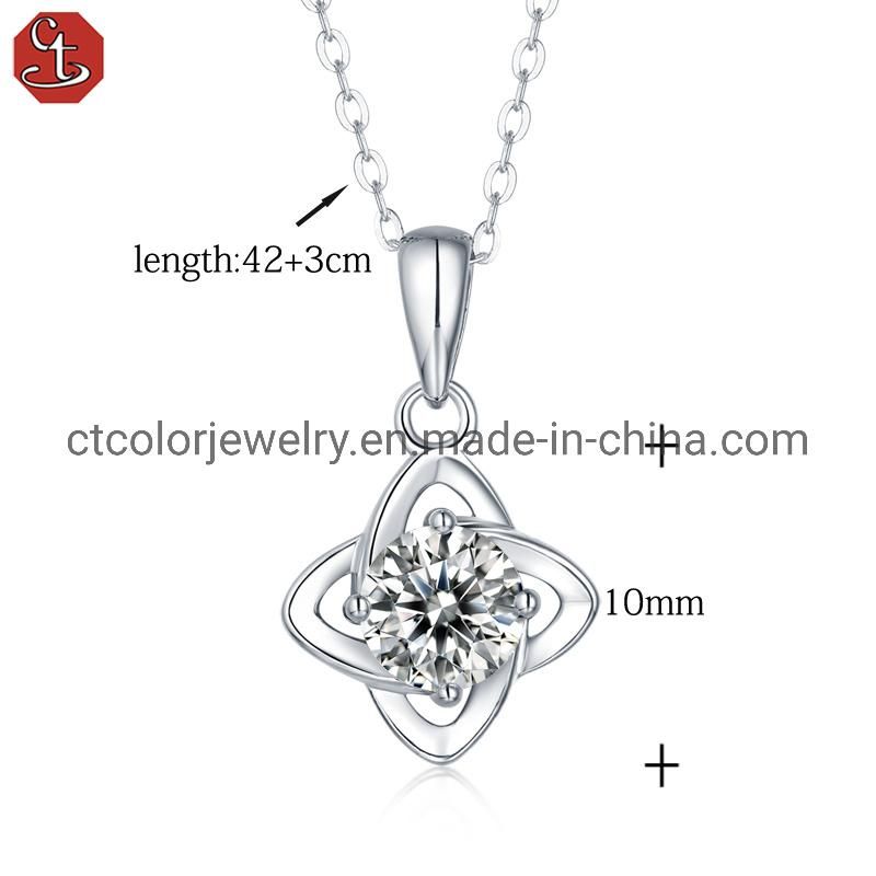 Lucky Clover 1 Carat Moissanite Sunflower Seed Buckle Pendant Fashion Girl Jewelry Necklace