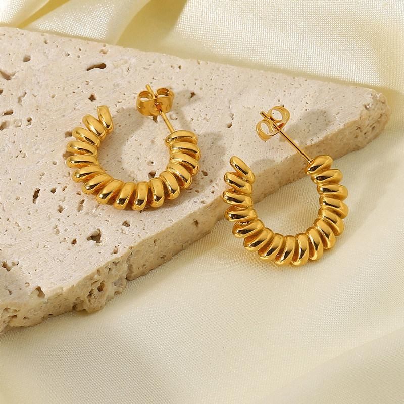 18K Gold Plated Croissant Earrings Twisted Round Hoop Earrings Chunky Hoop Earrings for Women and Girls