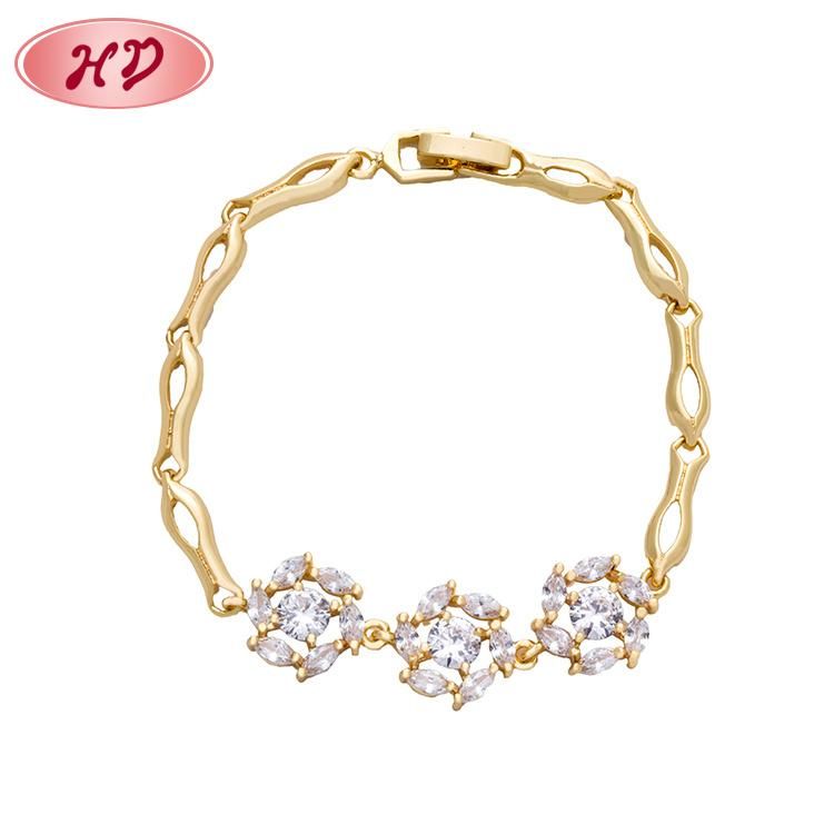 Last Design with Women Zircon Jewelry Lucky Leaf Shape Crystal Infinite Charming Bracelet