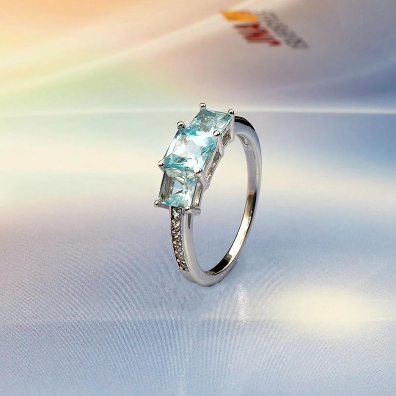 Fine Jewelry 925 Sterling Silver Jewelry Wedding Ring with Created Topaz for Women