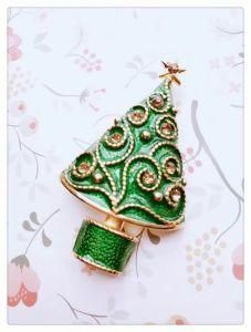 New Style Cute Christmas Tree Brooches Pin Uxiacheng Jewelry for Women Suit Hats Clips Silver Corsages Bijoux Bijouterie