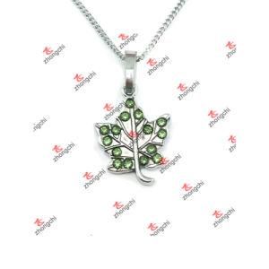 Hot Sale Green Maple Leaf Charms Jewelry Necklace (LKS60128)