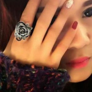 Gothic Style Vintage Jewelry Black Rose Flower Cute Female Ring