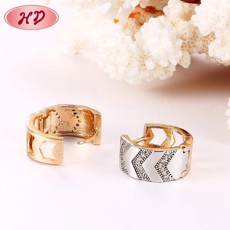 18K 14K Gold Plated Fashion Costume Imitation Jewelry with CZ Pearl Huggie Hoop Earring for Women
