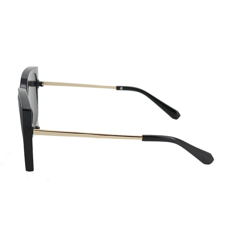 2019 Rectangle Square Fashion Sunglasses with Metal Temples
