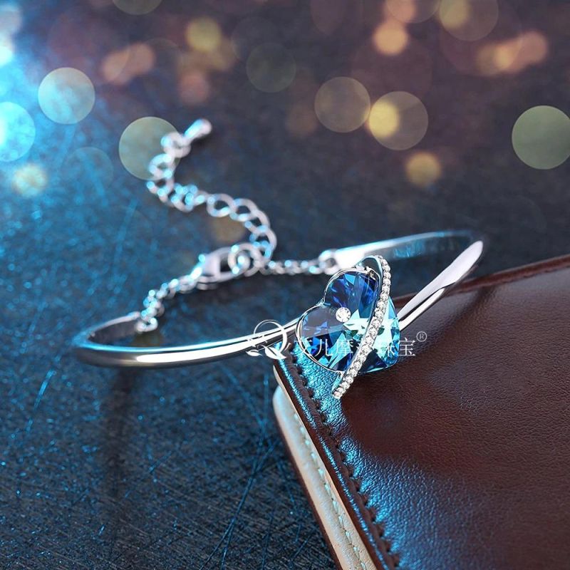 Ladies Silver Fashion Jewelry Austrian Crystal Love Bracelet