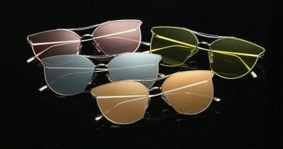 Jelly Color Lady&prime;s Fashion Sunglasses with Navy Color Lens Eyewear (MOD. 1002)