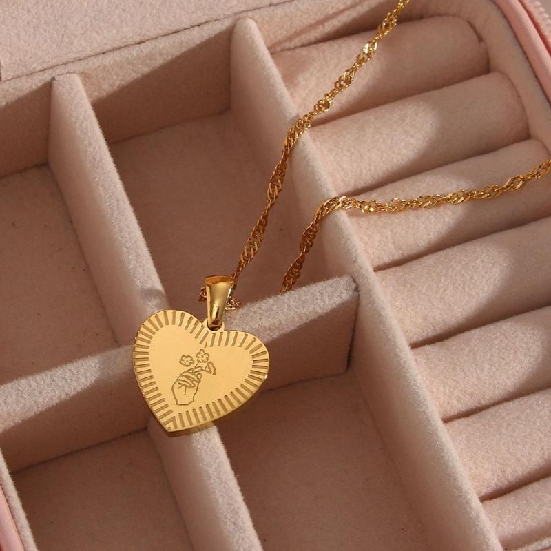 Manufacturer Stainless Steel Jewellery Custom High Quality Waterproof Fashion Heart Jewelry 18K Gold Plated Necklace Wholesal