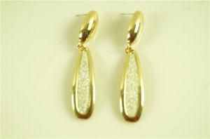 Liner Alloy Earring with Glitter Paper Wrapped The Gold Plated Bar