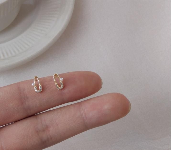 Paper Clip Zircon Pin Mini Earrings