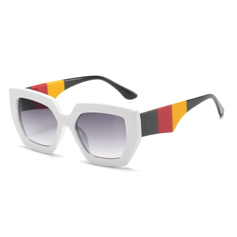 2020 Low MOQ PC UV400 Women Fashion Sunglasses